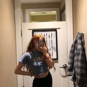 Meet your Posher, Ella